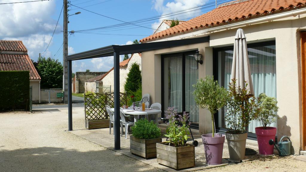 Gite Du Clos De La Vigne Montreuil  المظهر الخارجي الصورة
